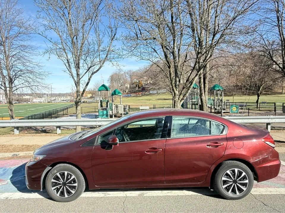2013 Honda Civic 9th Gen - Image 6 of 13