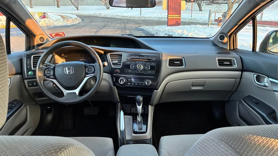 2013 Honda Civic 9th Gen - Image 9 of 11