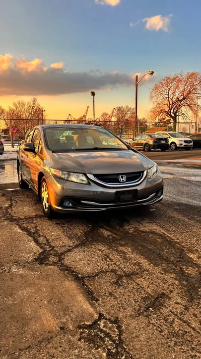 2013 Honda Civic 9th Gen - Image 5 of 11