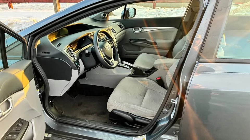 2013 Honda Civic 9th Gen - Image 8 of 11