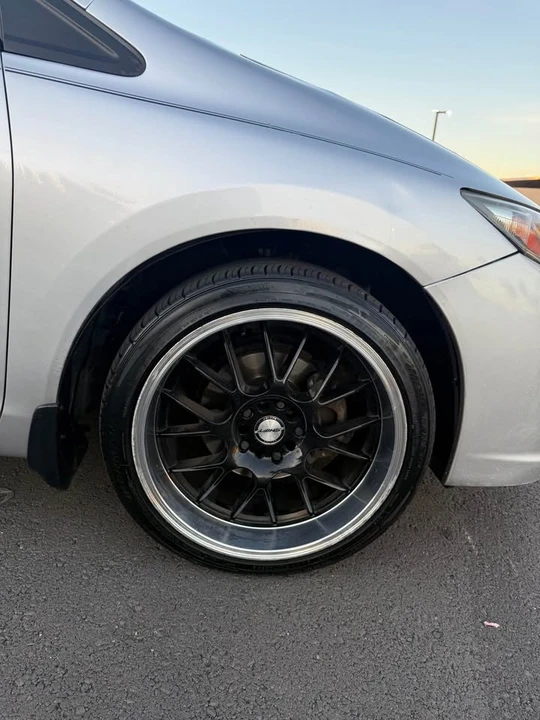2013 Honda Civic 9th Gen - Image 8 of 12