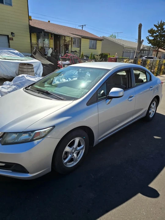 2013 Honda Civic 9th Gen - Image 6 of 10