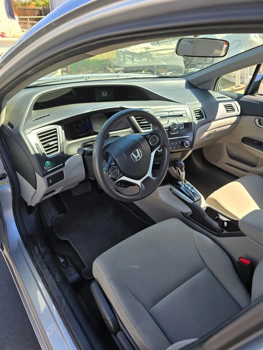2013 Honda Civic 9th Gen - Image 7 of 10