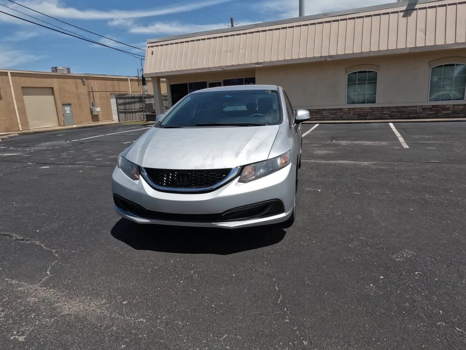 2013 Honda Civic 9th Gen - Image 2 of 14