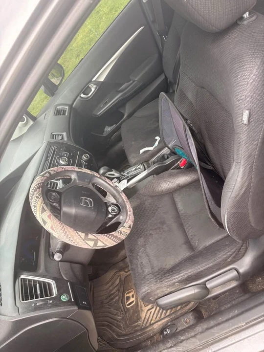 2013 Honda Civic 9th Gen - Image 3 of 7