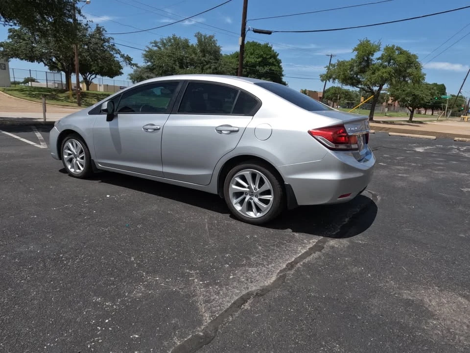 2013 Honda Civic 9th Gen - Image 7 of 14