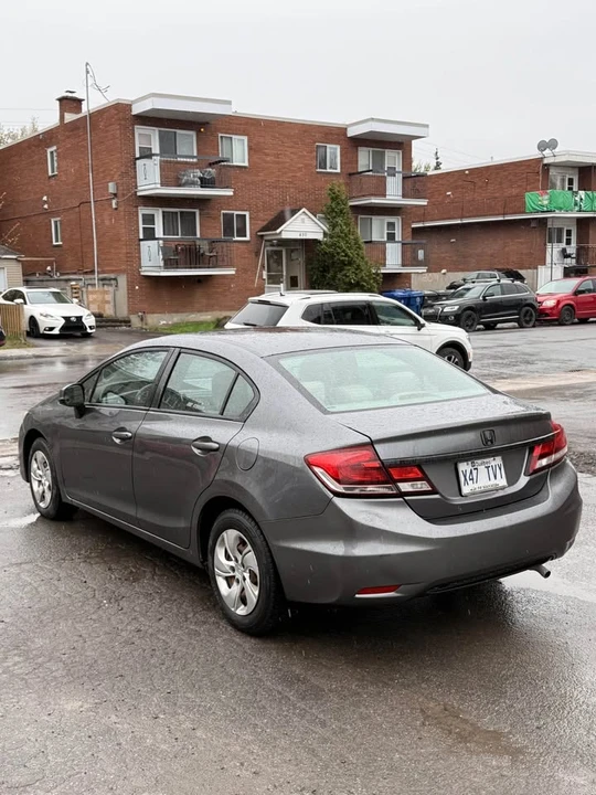 2013 Honda Civic 9th Gen - Image 4 of 7