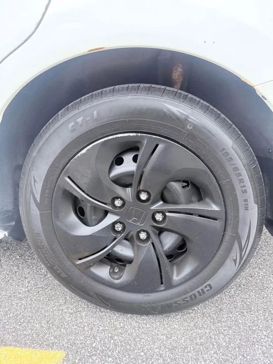 2013 Honda Civic 9th Gen - Image 13 of 17
