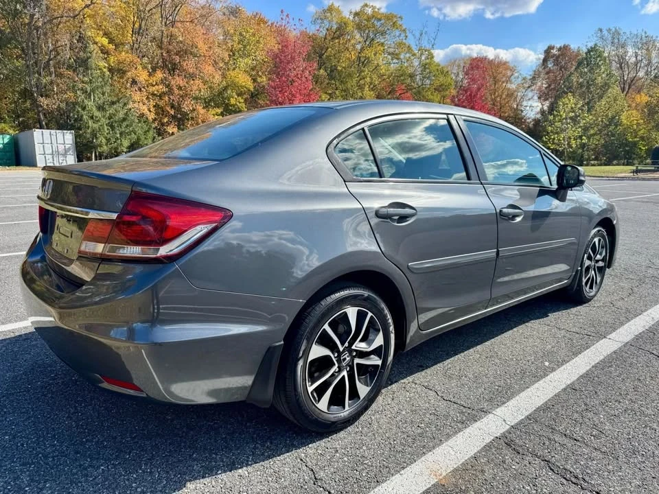 2013 Honda Civic 9th Gen - Image 5 of 13