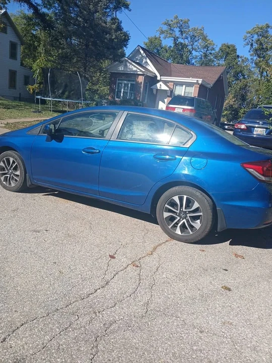 2013 Honda Civic 9th Gen - Image 3 of 4