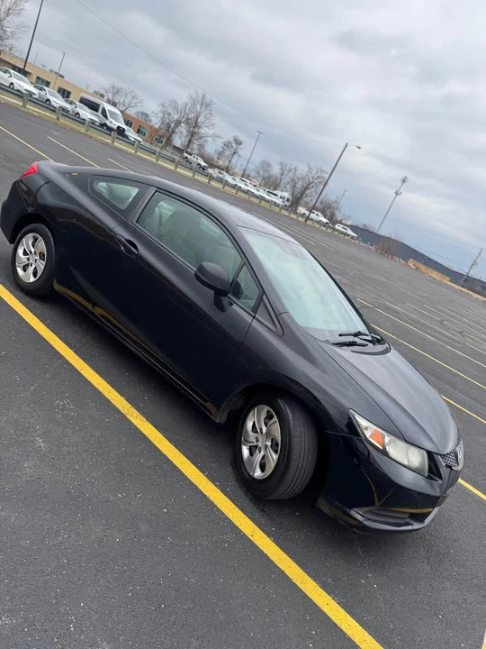 2013 Honda Civic 9th Gen - Image 2 of 7