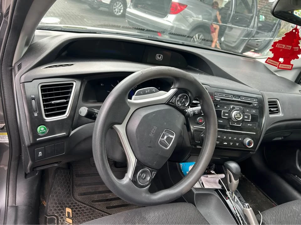 2013 Honda Civic 9th Gen - Image 2 of 7