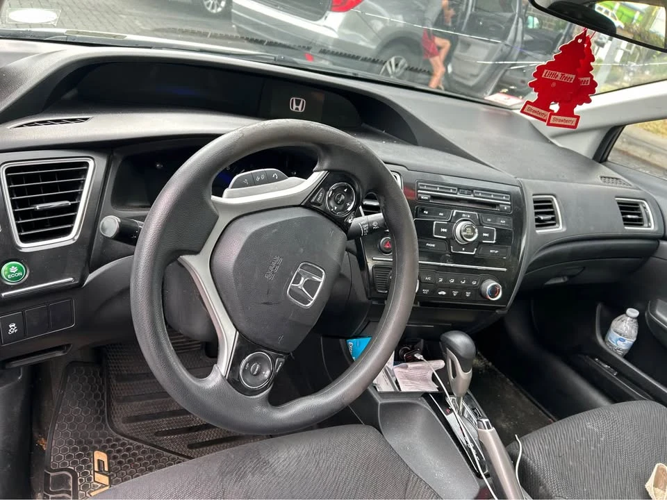 2013 Honda Civic 9th Gen - Image 3 of 7
