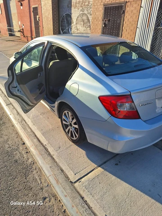 2013 Honda Civic 9th Gen - Image 8 of 11