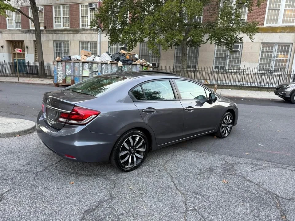2013 Honda Civic 9th Gen - Image 5 of 11