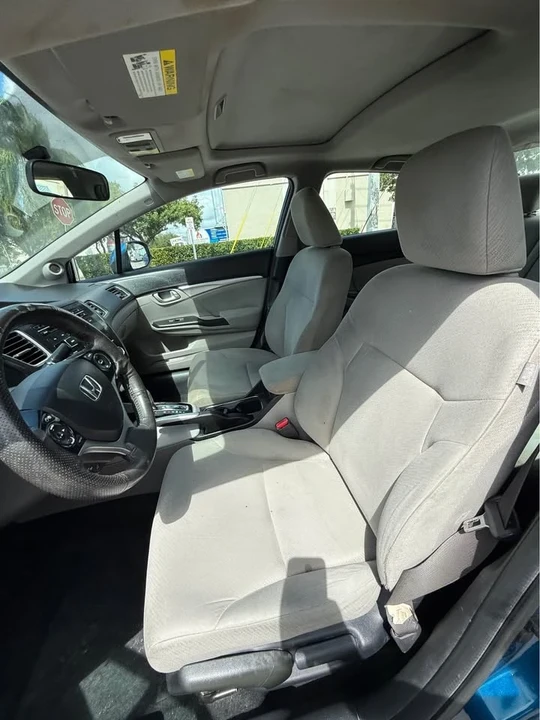 2013 Honda Civic 9th Gen - Image 9 of 13
