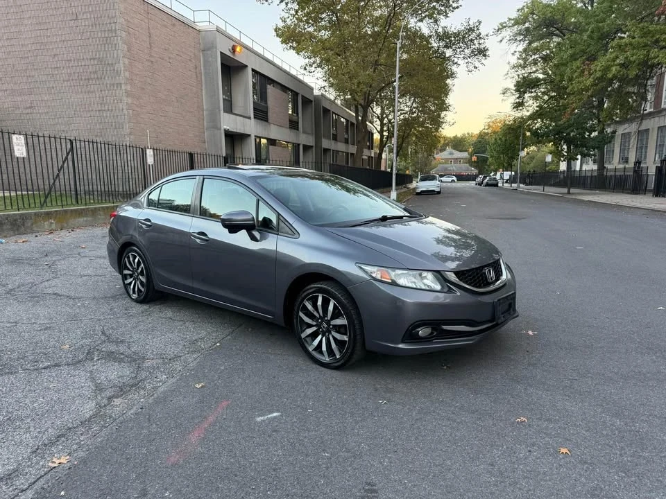 2013 Honda Civic 9th Gen - Image 2 of 11