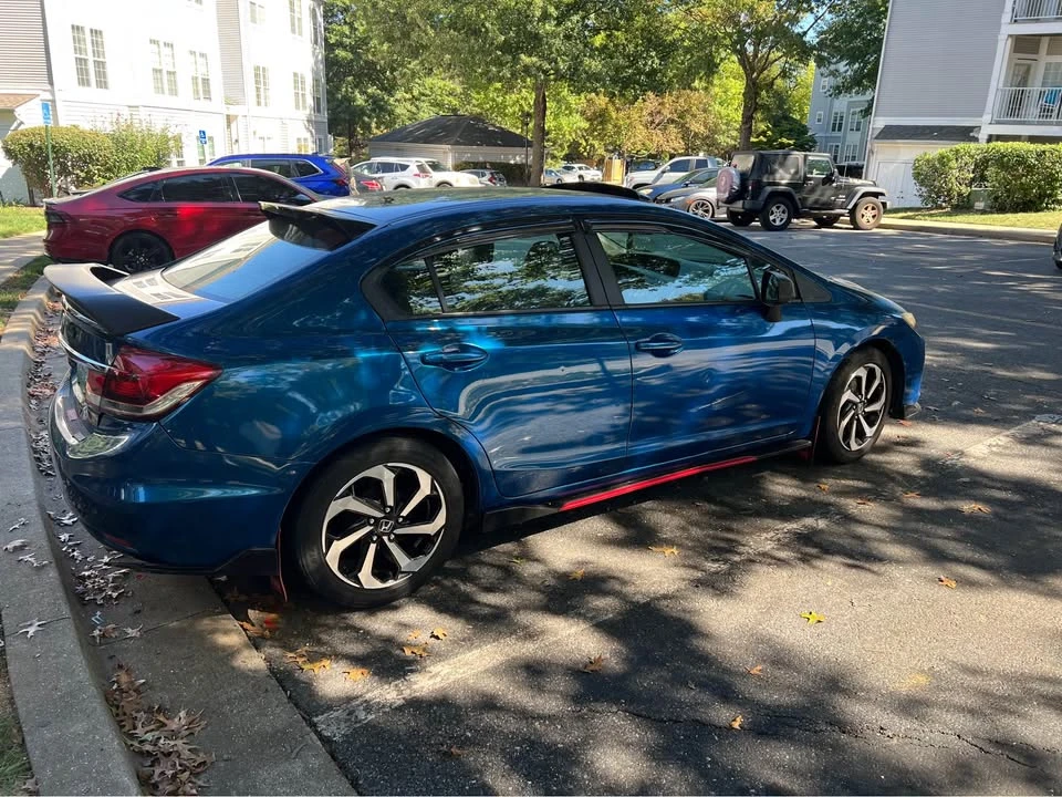 2013 Honda Civic 9th Gen - Image 5 of 10