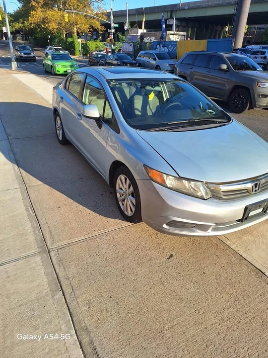 2013 Honda Civic 9th Gen - Image 7 of 11