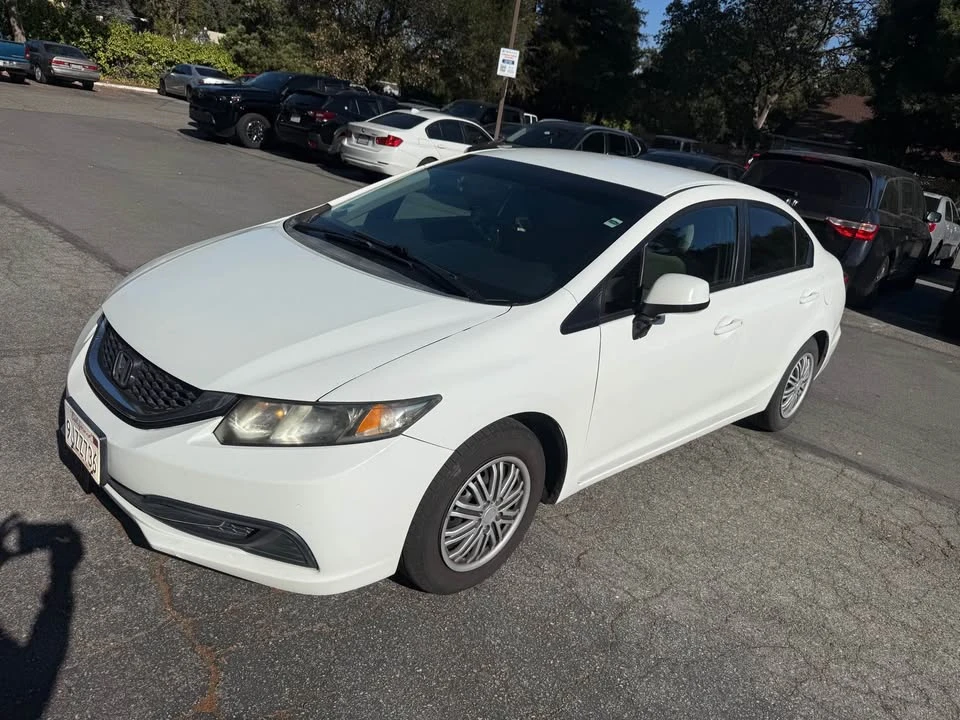 2013 Honda Civic 9th Gen - Image 4 of 19