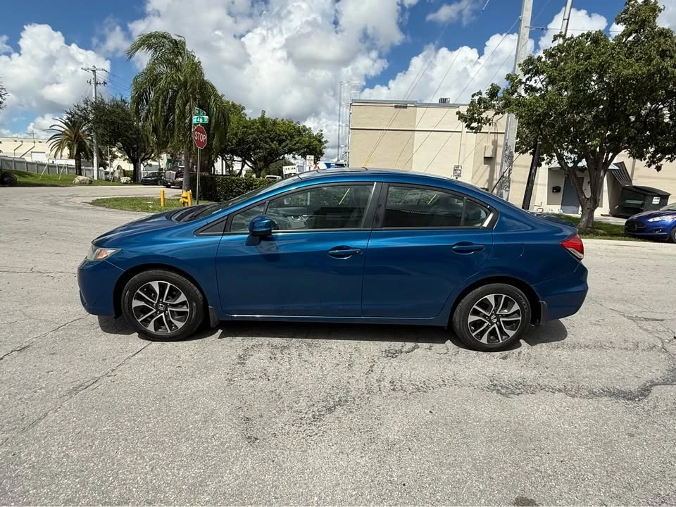 2013 Honda Civic 9th Gen - Image 7 of 13