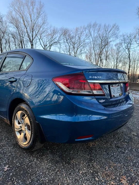 2013 Honda Civic 9th Gen - Image 9 of 19