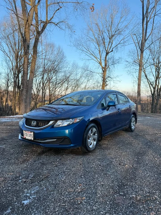 2013 Honda Civic 9th Gen - Image 2 of 19
