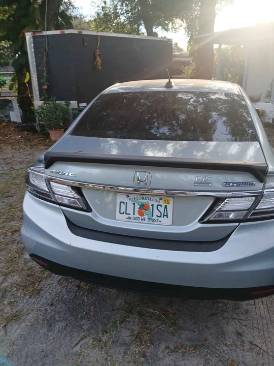 2013 Honda Civic 9th Gen - Image 2 of 4