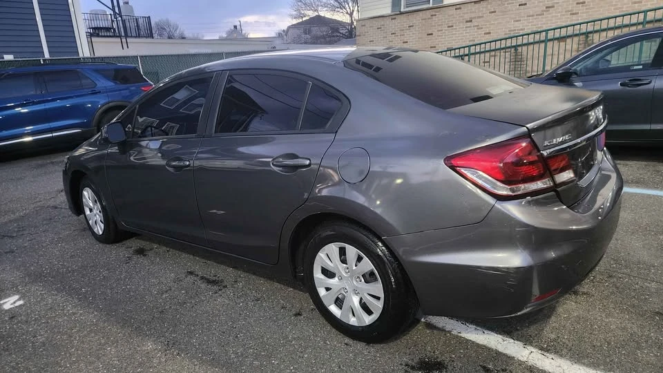 2013 Honda Civic 9th Gen - Image 12 of 19