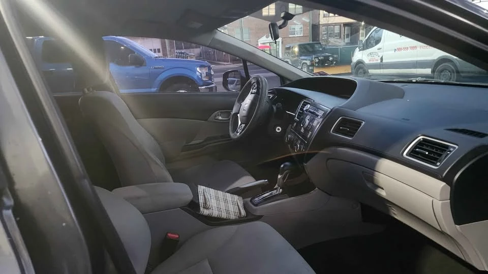 2013 Honda Civic 9th Gen - Image 4 of 19