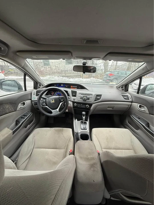 2013 Honda Civic 9th Gen - Image 7 of 9