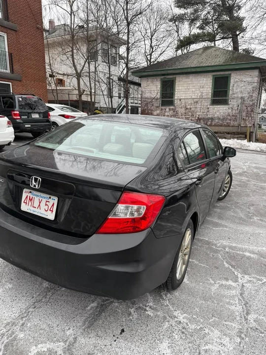 2013 Honda Civic 9th Gen - Image 3 of 9