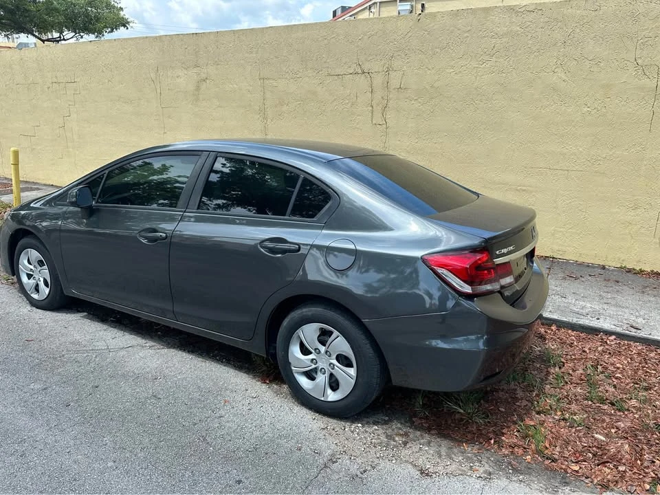 2013 Honda Civic 9th Gen - Image 9 of 10
