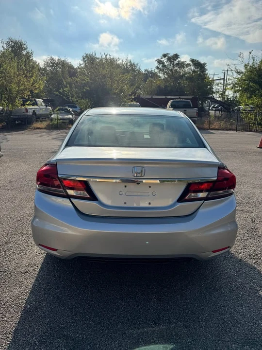 2013 Honda Civic 9th Gen - Image 6 of 8