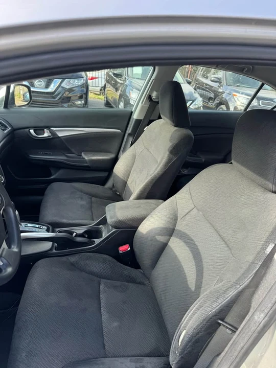2013 Honda Civic 9th Gen - Image 4 of 8