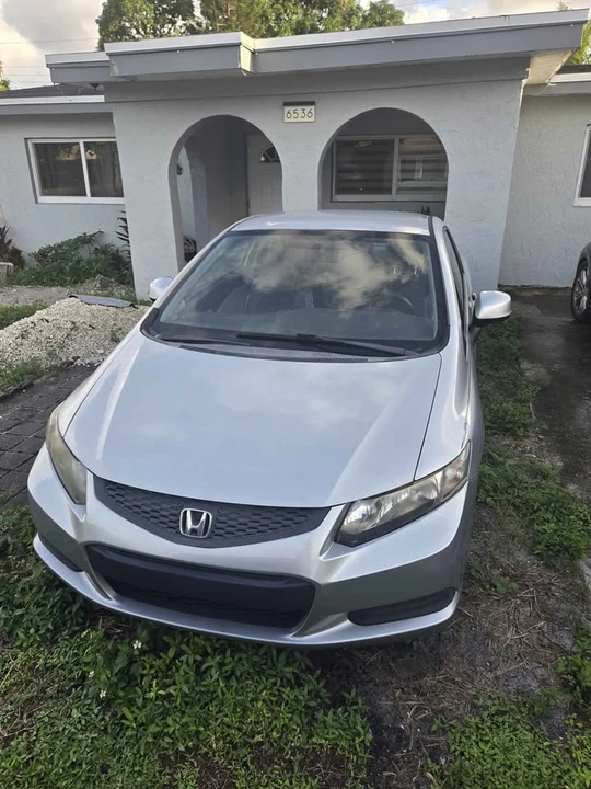 2013 Honda Civic 9th Gen - Image 4 of 5