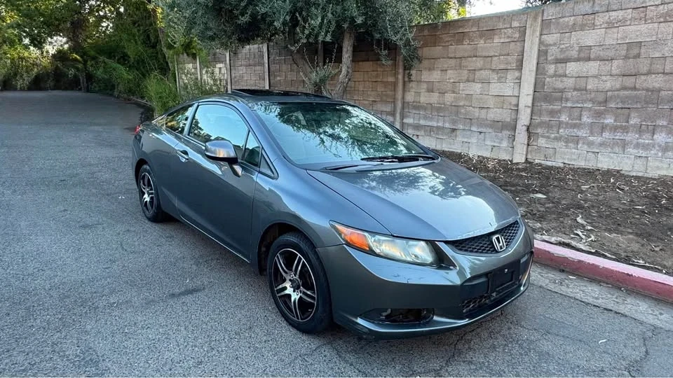 2013 Honda Civic 9th Gen - Image 3 of 9