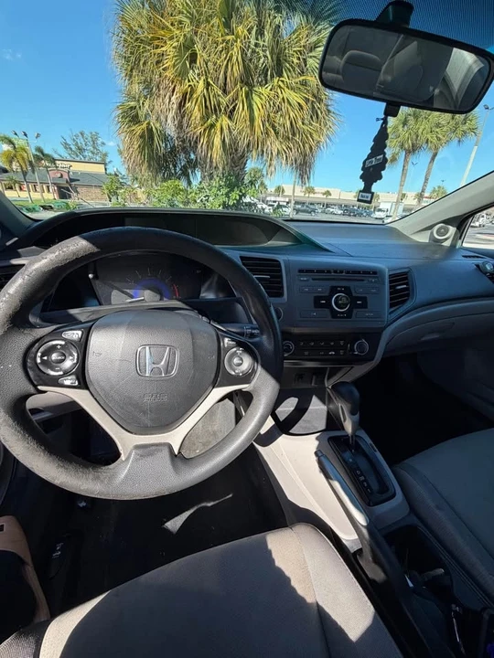 2013 Honda Civic 9th Gen - Image 7 of 9