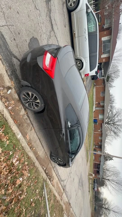 2013 Honda Civic 9th Gen - Image 4 of 6