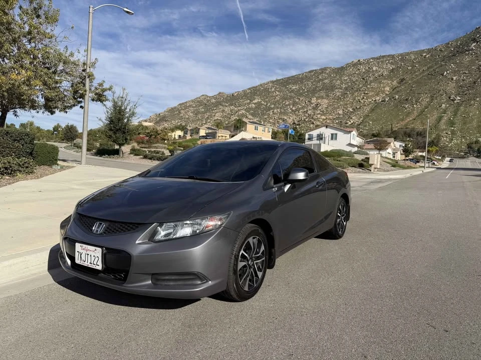 2013 Honda Civic 9th Gen - Image 2 of 11