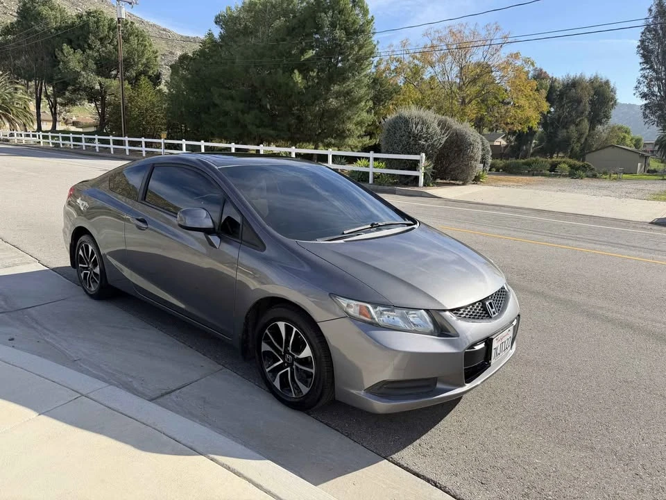 2013 Honda Civic 9th Gen - Image 5 of 11