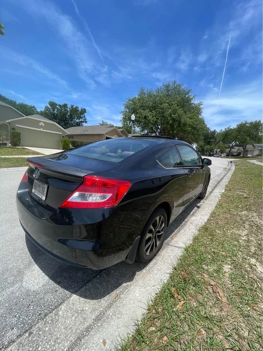 2013 Honda Civic 9th Gen - Image 2 of 7