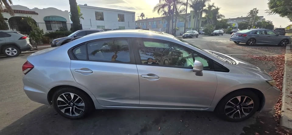 2013 Honda Civic 9th Gen - Image 9 of 10