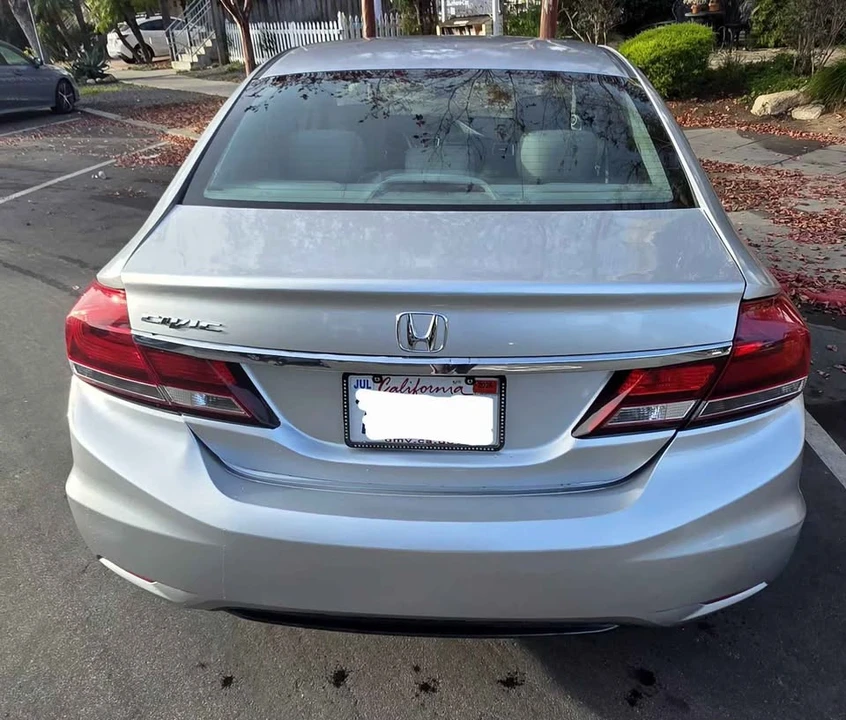 2013 Honda Civic 9th Gen - Image 3 of 10