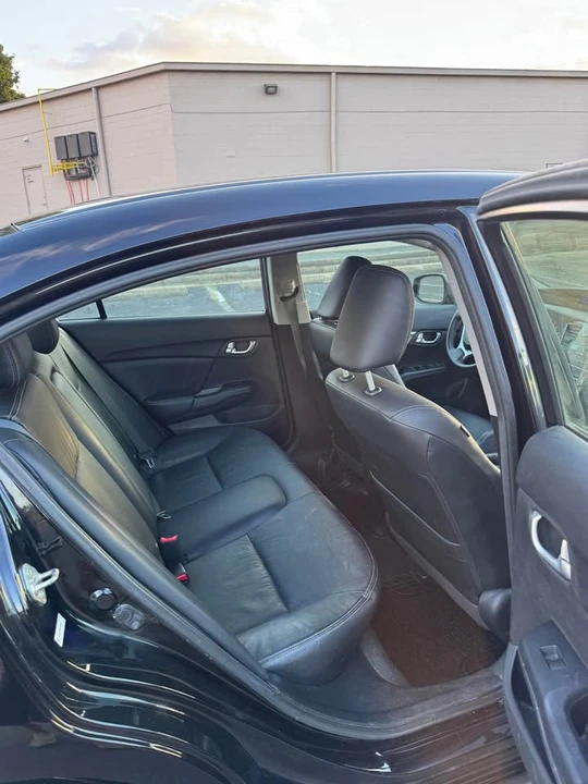 2013 Honda Civic 9th Gen - Image 9 of 19