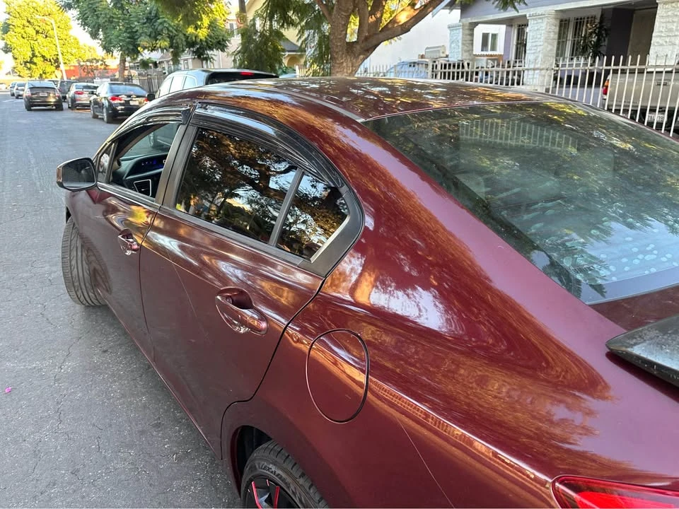 2013 Honda Civic 9th Gen - Image 2 of 9