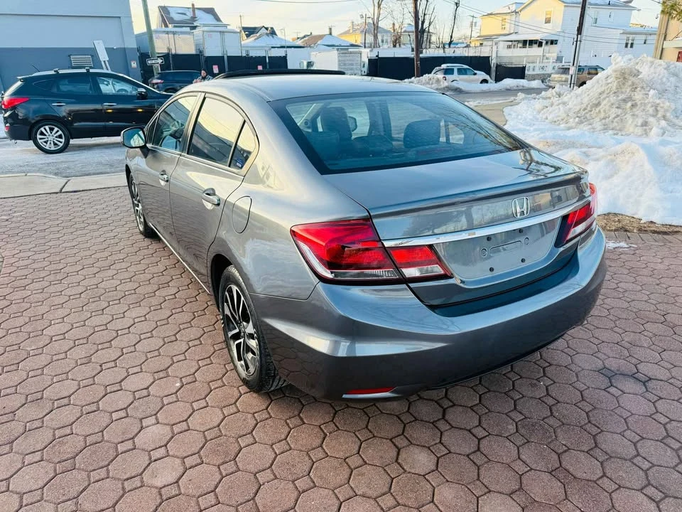 2013 Honda Civic 9th Gen - Image 9 of 15