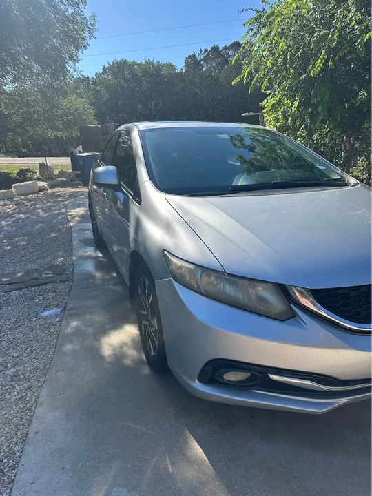 2013 Honda Civic 9th Gen - Image 2 of 17