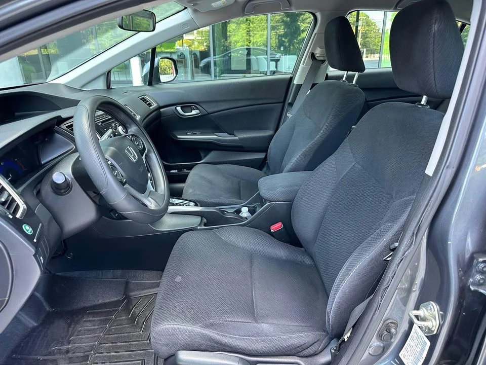 2013 Honda Civic 9th Gen - Image 2 of 10
