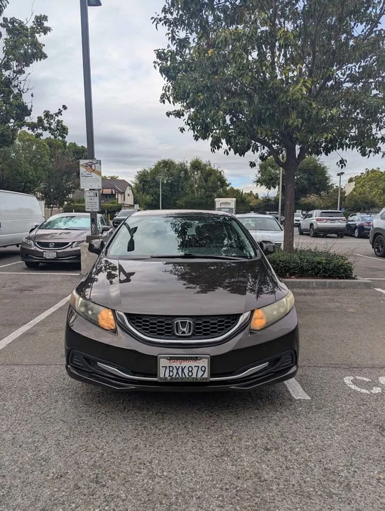 2013 Honda Civic 9th Gen - Image 3 of 9